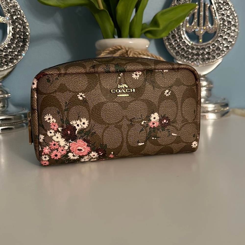 Small Boxy Cosmetic Case In Signature Canvas With Evergreen Floral Print